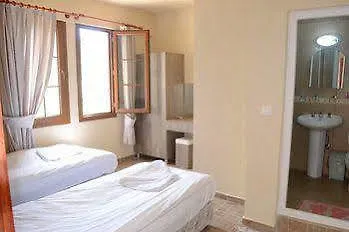 كاييف موتيل * فاراليا